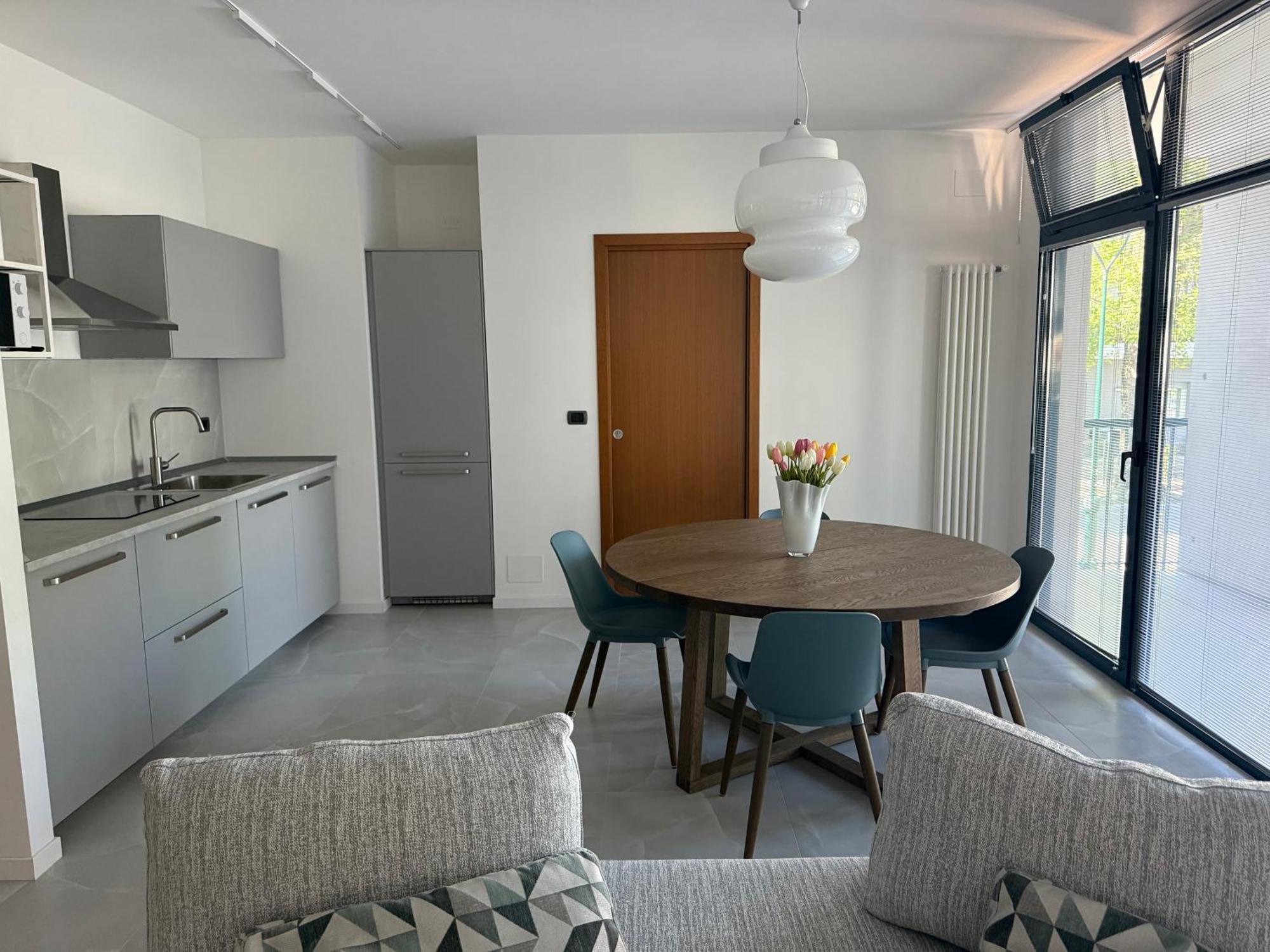 Apartment Your *