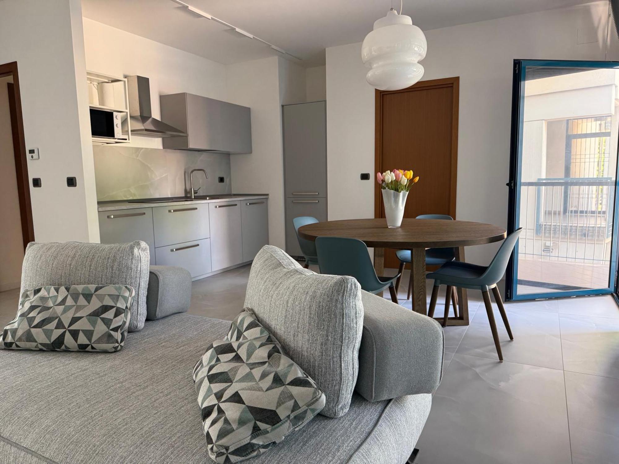 Apartment Your *